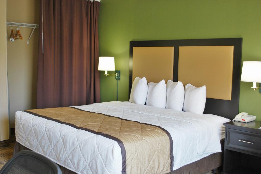 Extended Stay America Select Suites - Chicago - Westmont - Oak Brook Extérieur photo