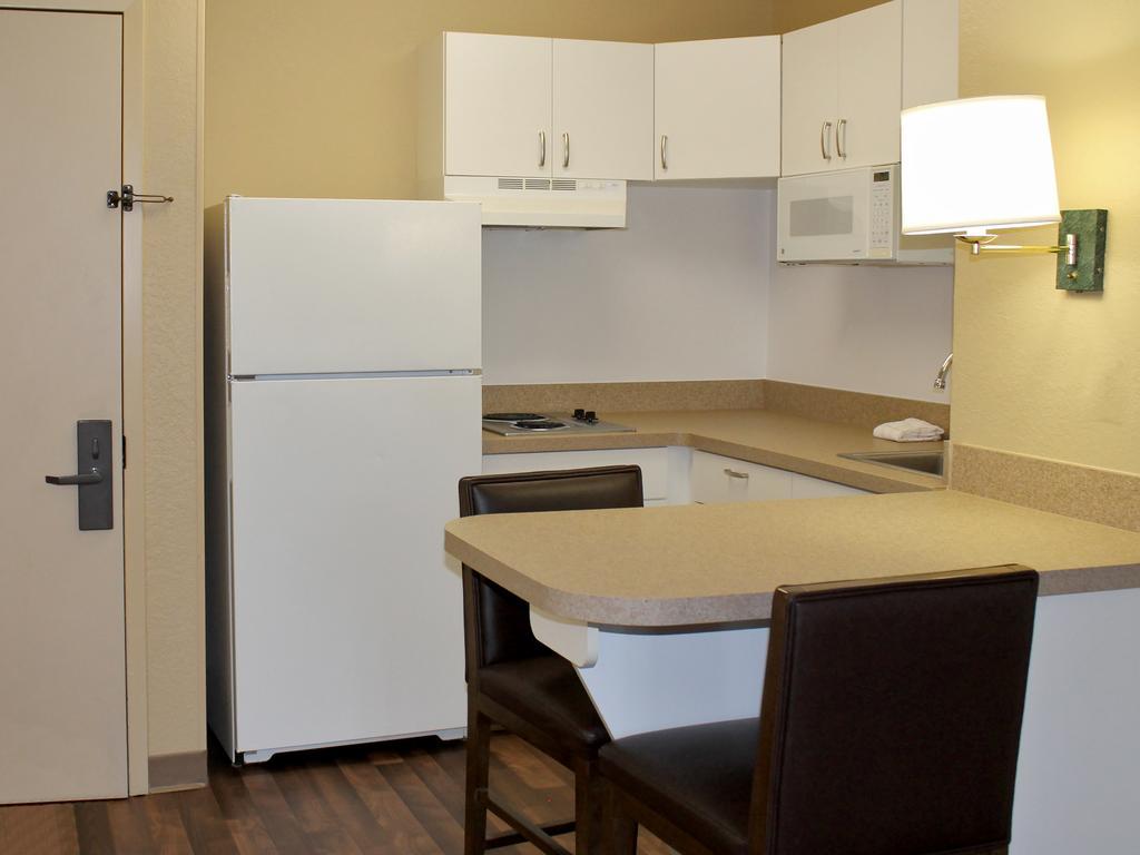 Extended Stay America Select Suites - Chicago - Westmont - Oak Brook Extérieur photo